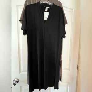 Black V-Neck dress. Knee length. NWT!